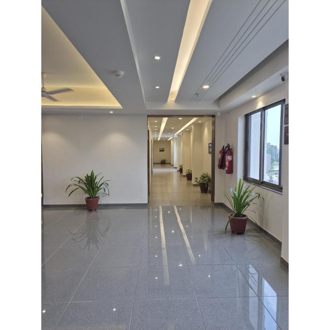 Hotel Ashray Inn Express Ahmedabad Exterior foto